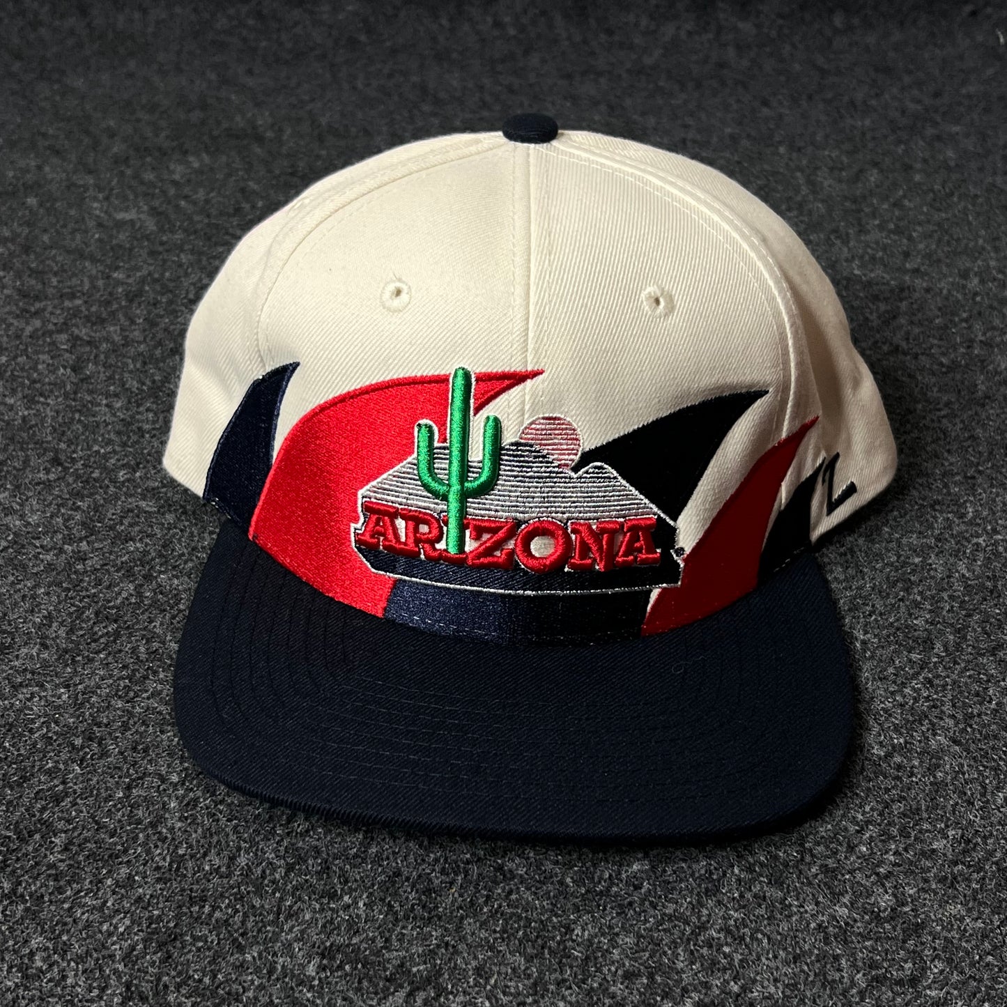 Capelli Sport Arizona Fitted Cap – Cream, Red & Navy