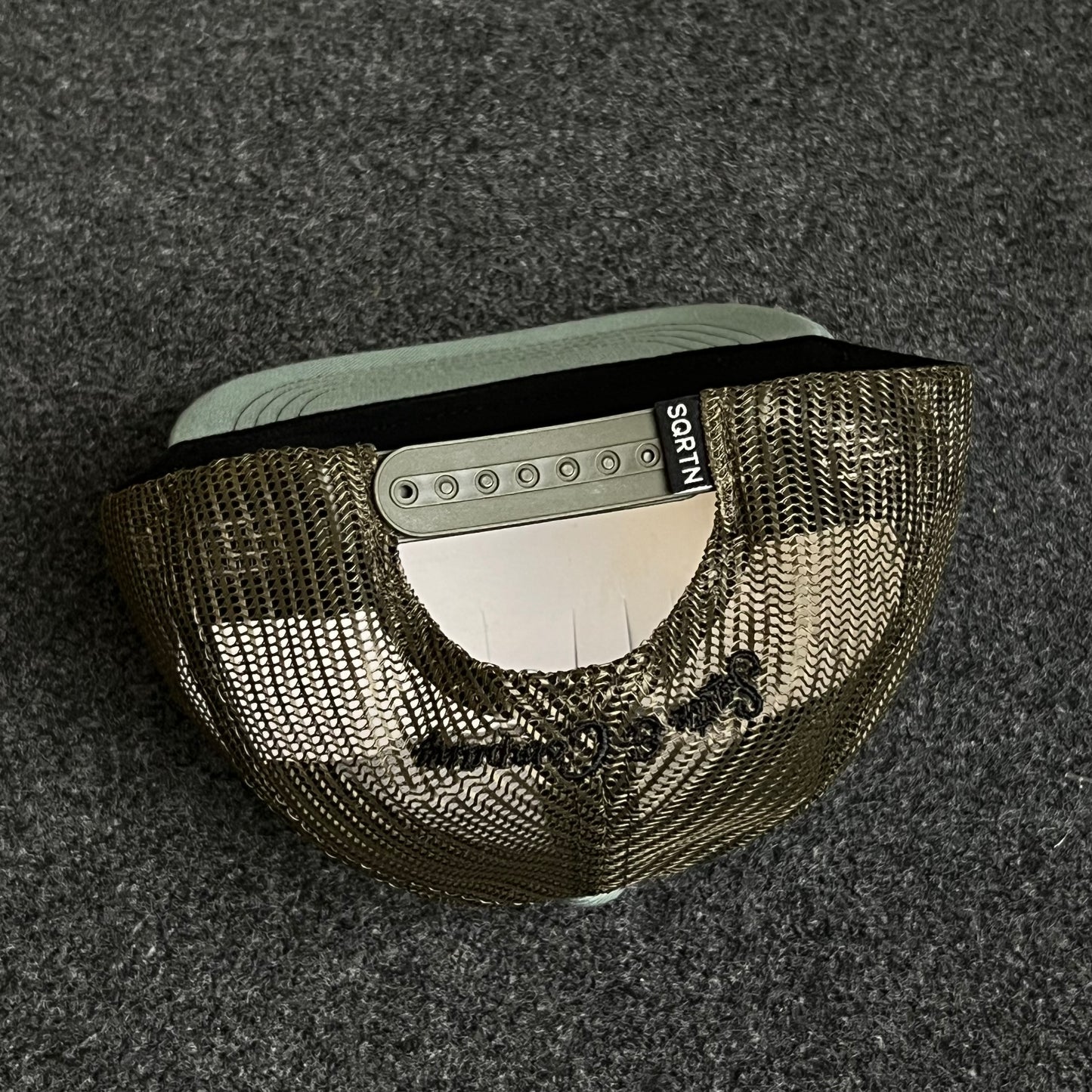 SQRTN Tgn Patch Hooked Olive/Black Trucker hat ( KIDS CAP AGE 6-18 )