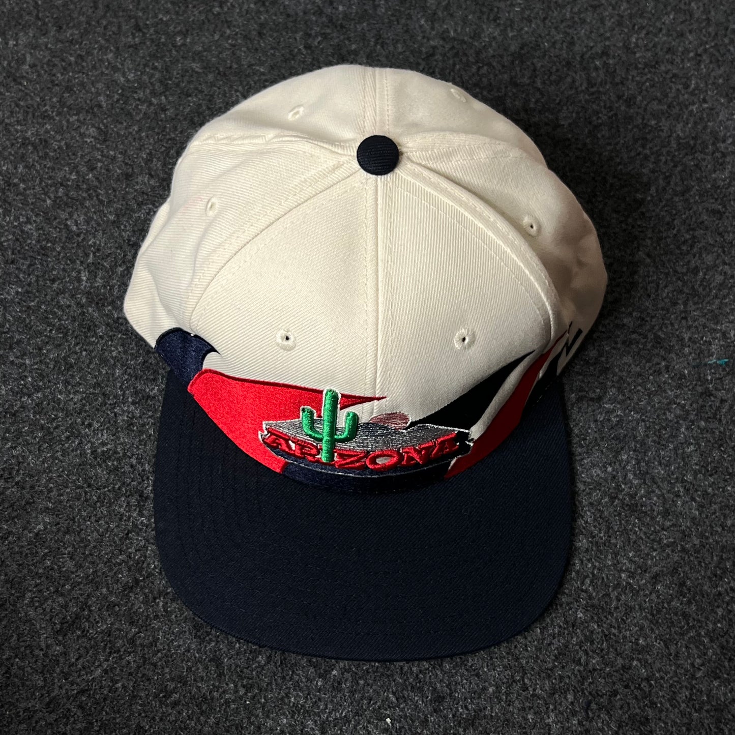 Capelli Sport Arizona Fitted Cap – Cream, Red & Navy