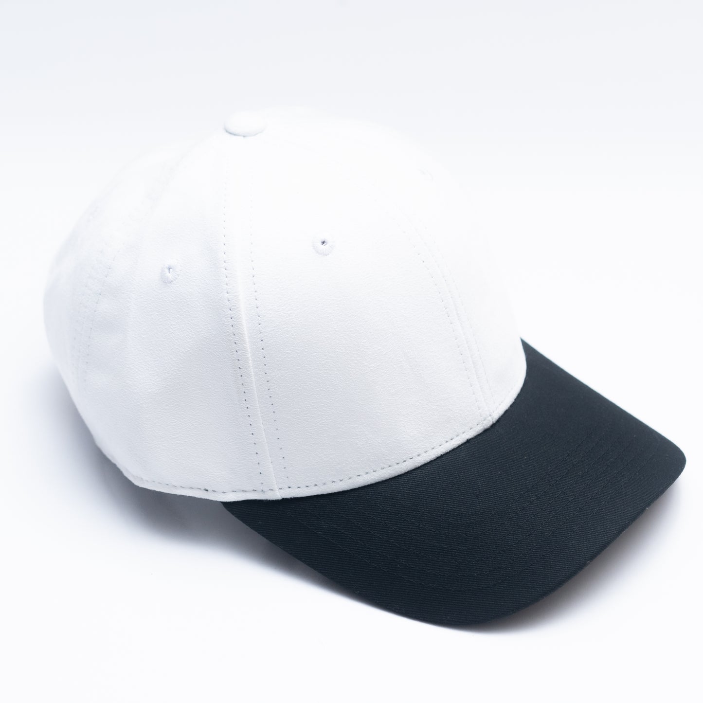 BLACK & WHITE Contrast Cap by CAPON