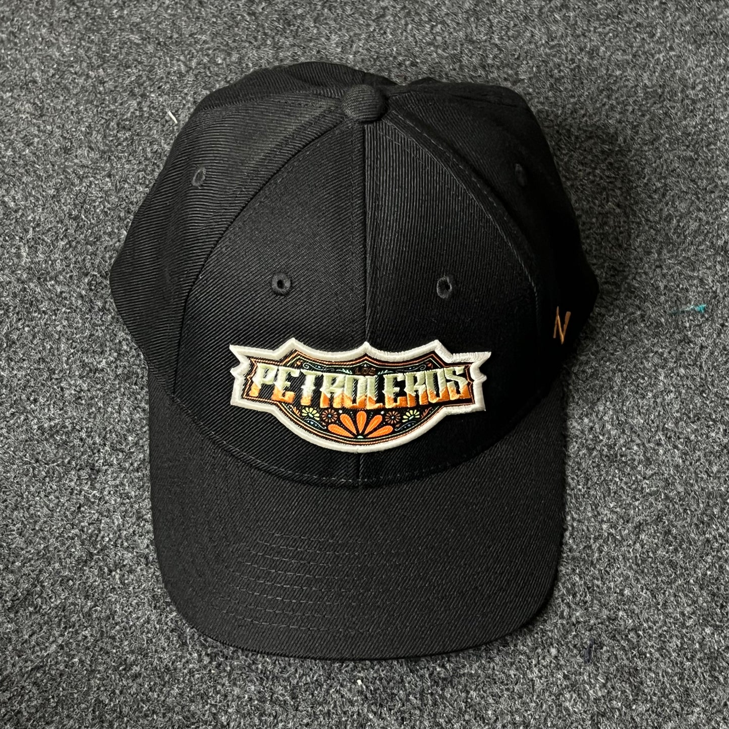Capelli Sport Steelers Fitted Cap – Black & Orange ( M size )