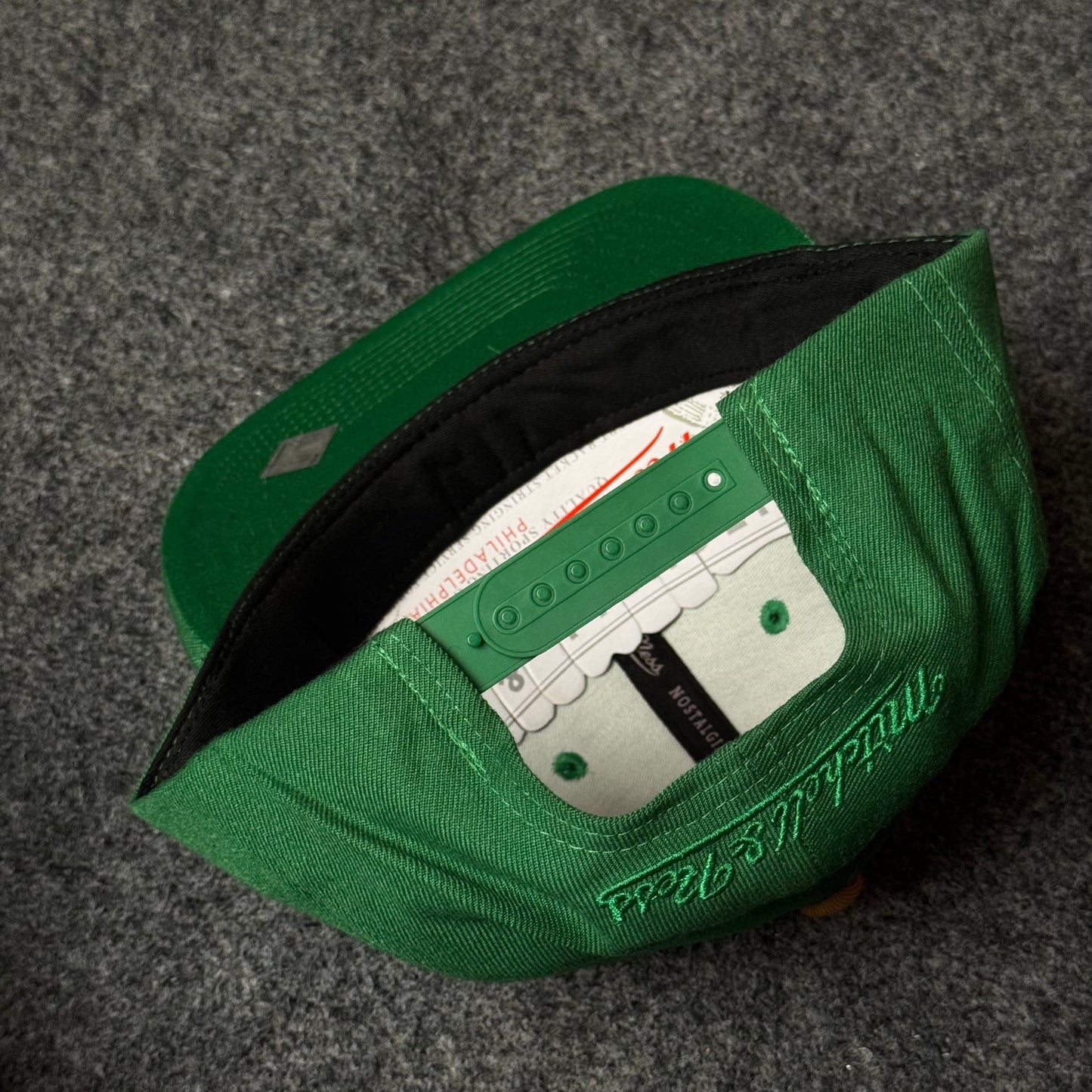 Mitchell & Ness Milwaukee Bucks Vintage Script Snapback Cap