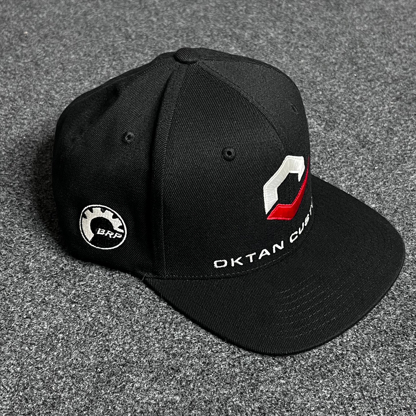 Oktan Custom Snapback keps.