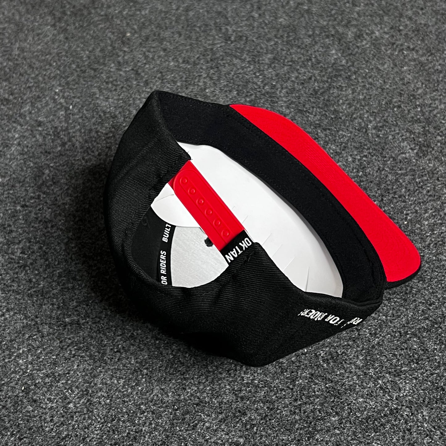 Oktan Custom Snapback keps.