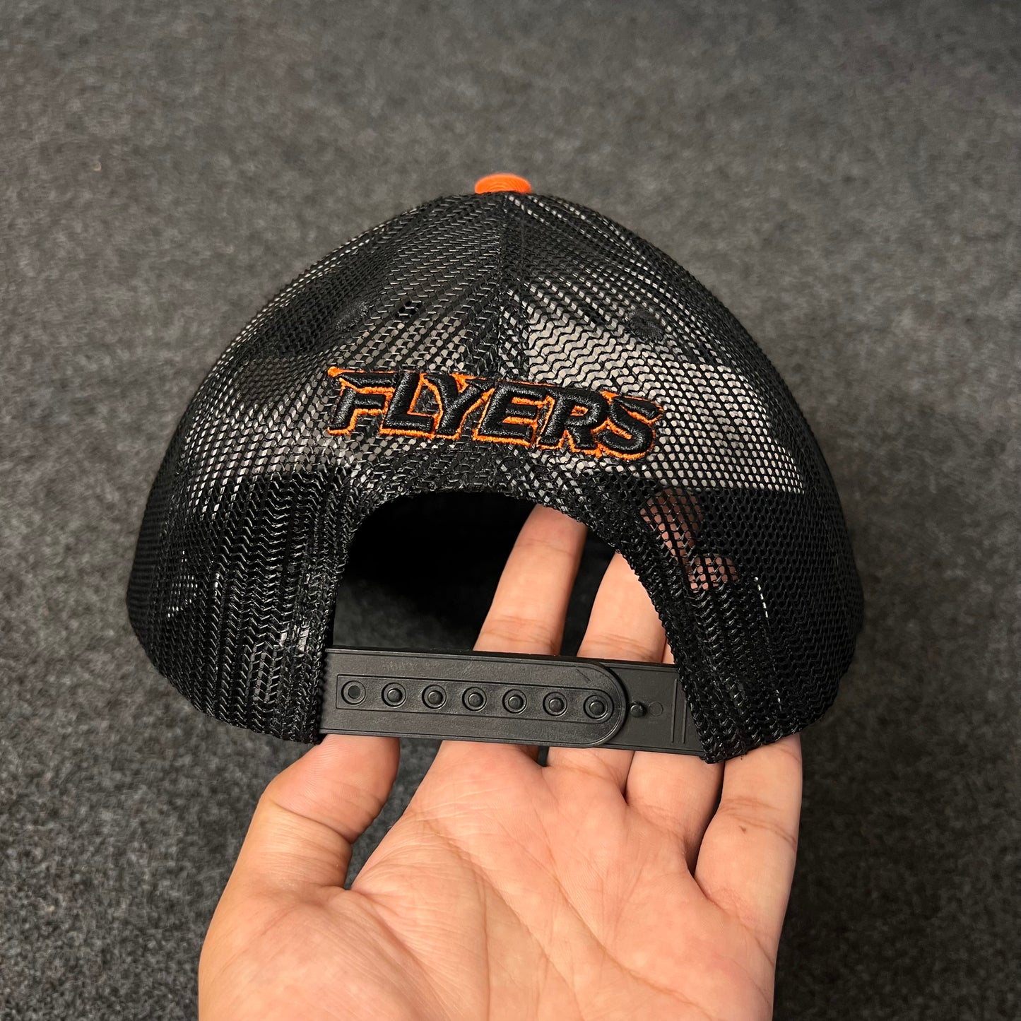 Men's Fanatics Black/Orange Philadelphia Flyers Authentic Pro Rink Snapback Hat. ( KIDS CAP AGE 6-18