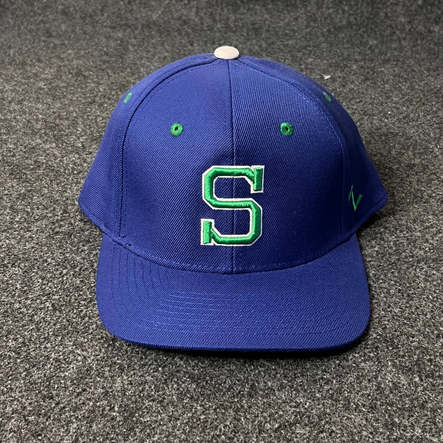 Vintage Seattle Seahawks Wool fitted hat ( L SIZE )