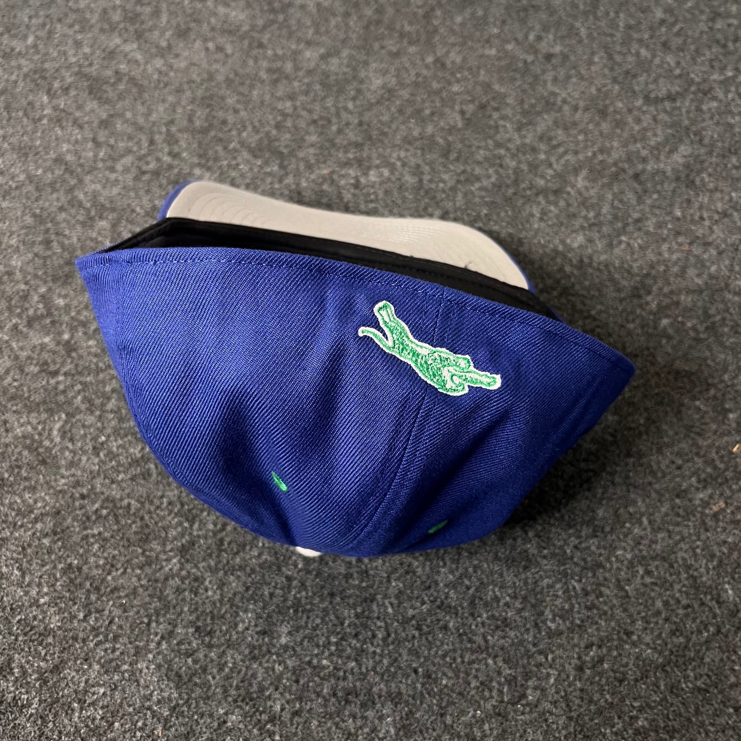 Vintage Seattle Seahawks Wool fitted hat ( L SIZE )