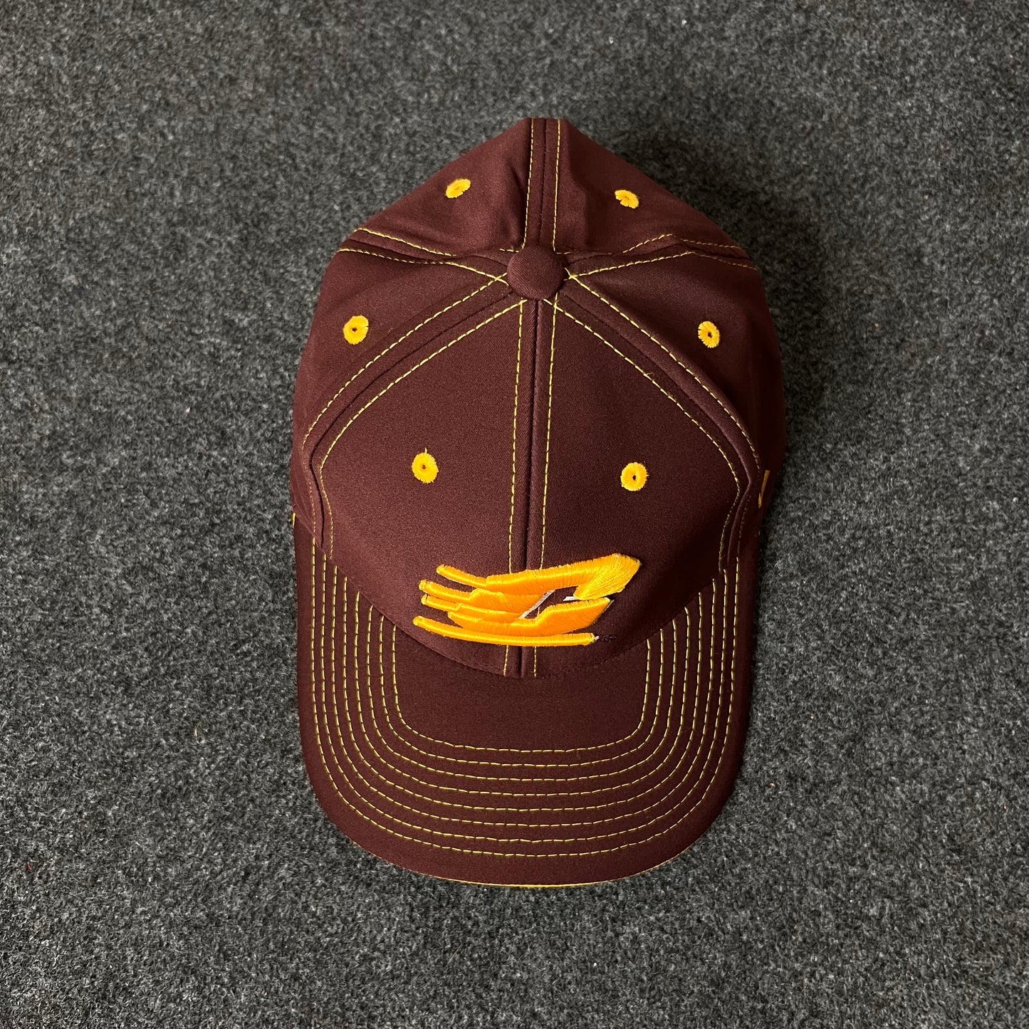 NCAA Central Michigan University (CMU) Chippewas Baseball Fitted Cap (M size )