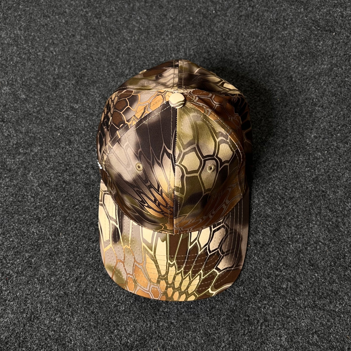 Flexfit Kryptek Fitted Cap (M size ) .