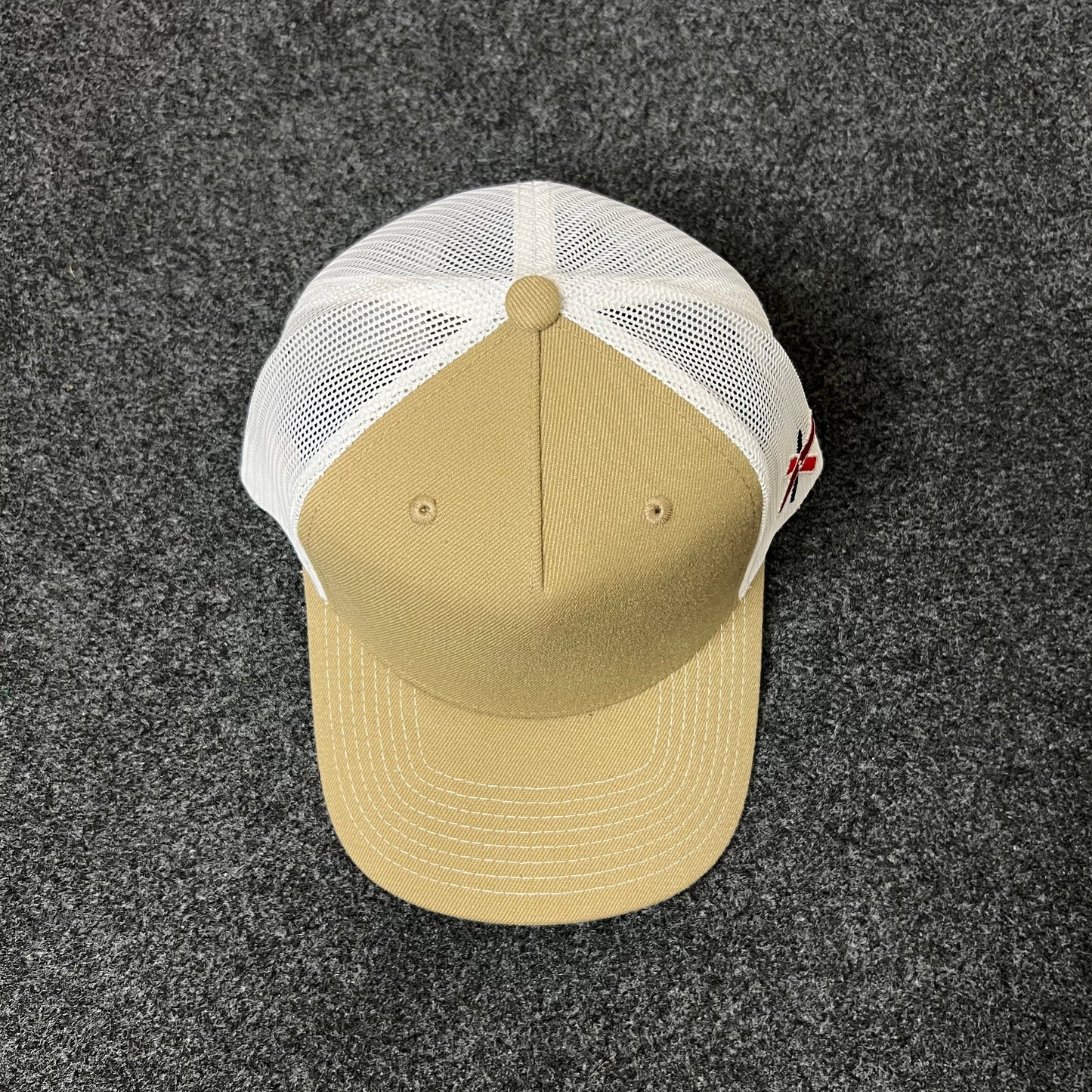 Tan & White Mesh Back Trucker Hat – Minimalist Style