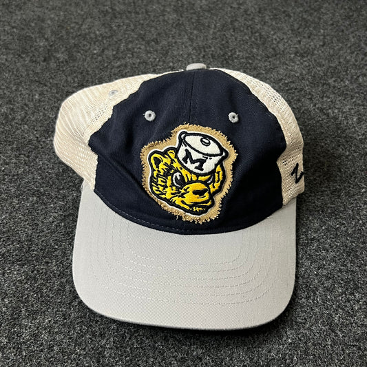Grizzly Mascot Baseball Hat – Rugged Spirit