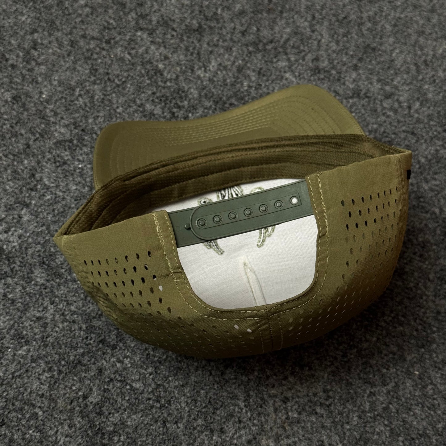 PRO Logo Rope Trucker Cap in Loden / Brown