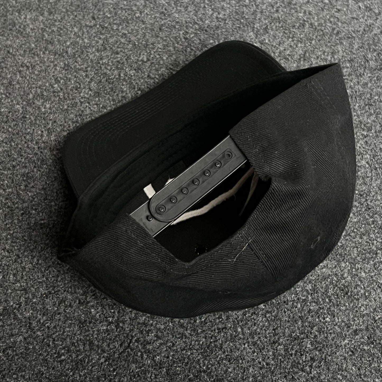 Ooni Baseball Cap – Black & White Patch