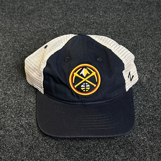 Denver Nuggets Mesh Trucker Cap – Navy & White Mesh (Round Pickaxe Logo)