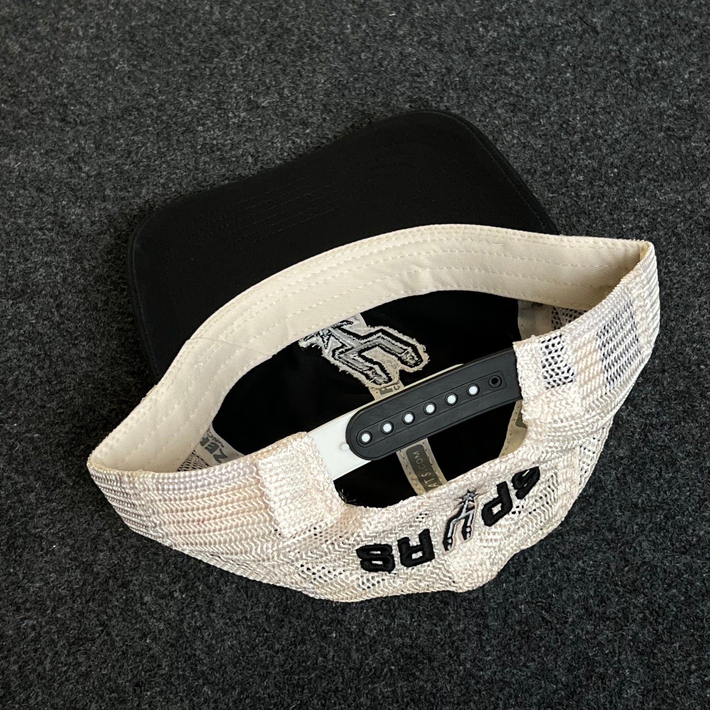 San Antonio Spurs Mesh Trucker Cap – Black & White Mesh (Spur Logo)