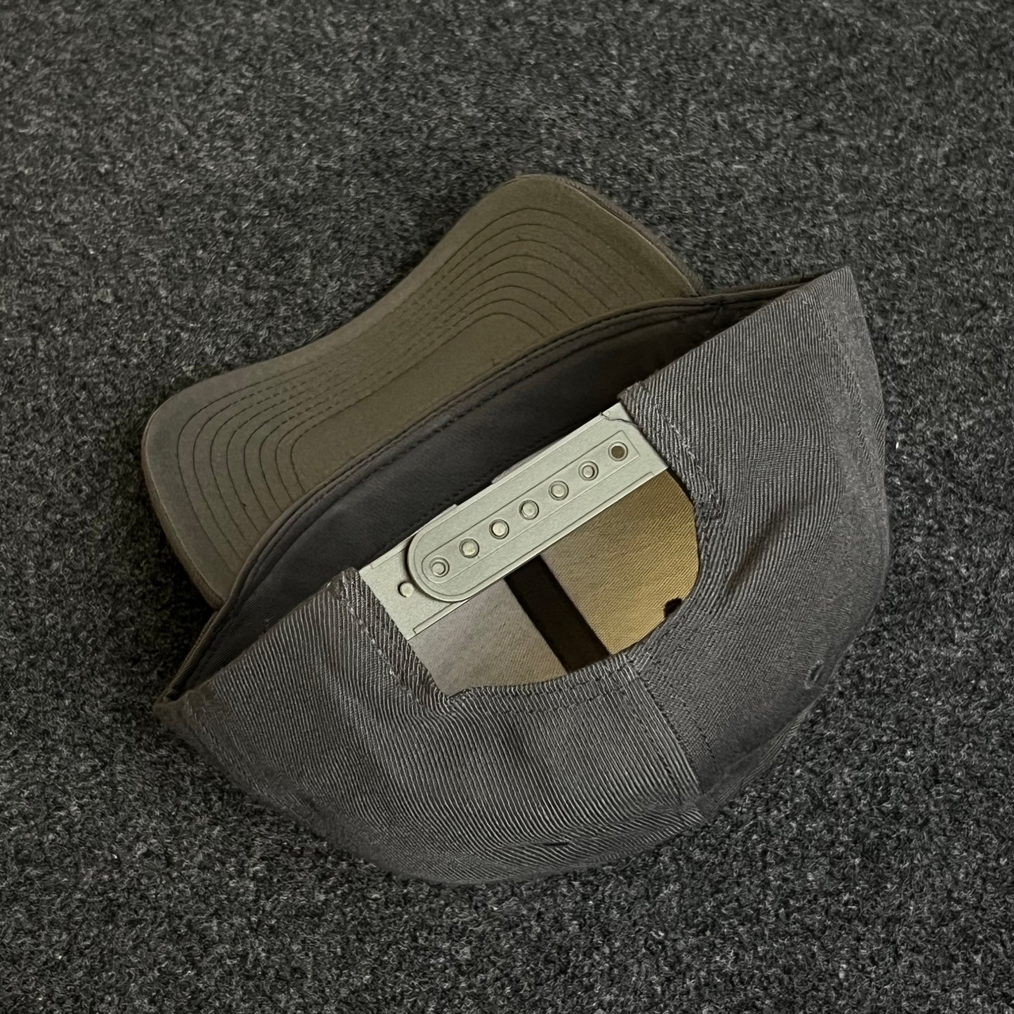 Yupoong Flexfit Blank Gray Fitted Baseball Cap