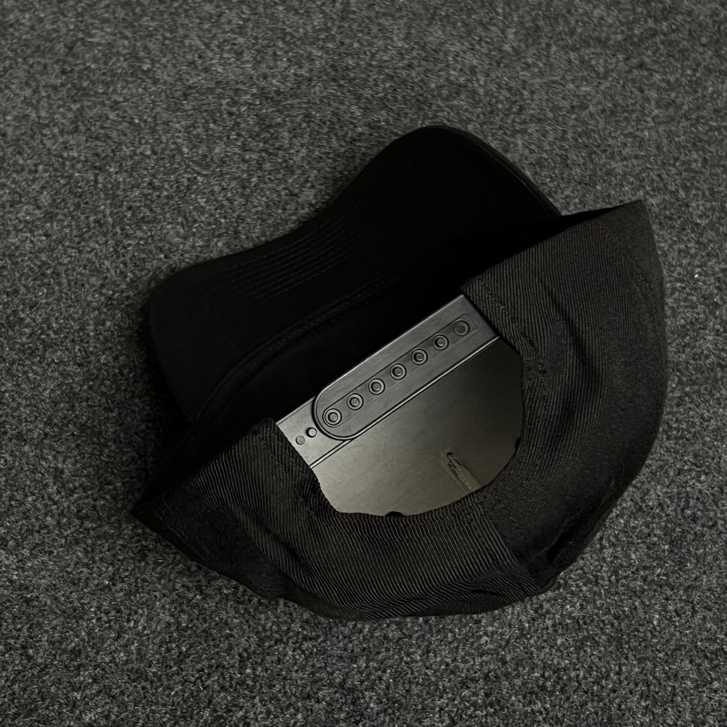 Yupoong Flexfit Blank Black Fitted Baseball Cap