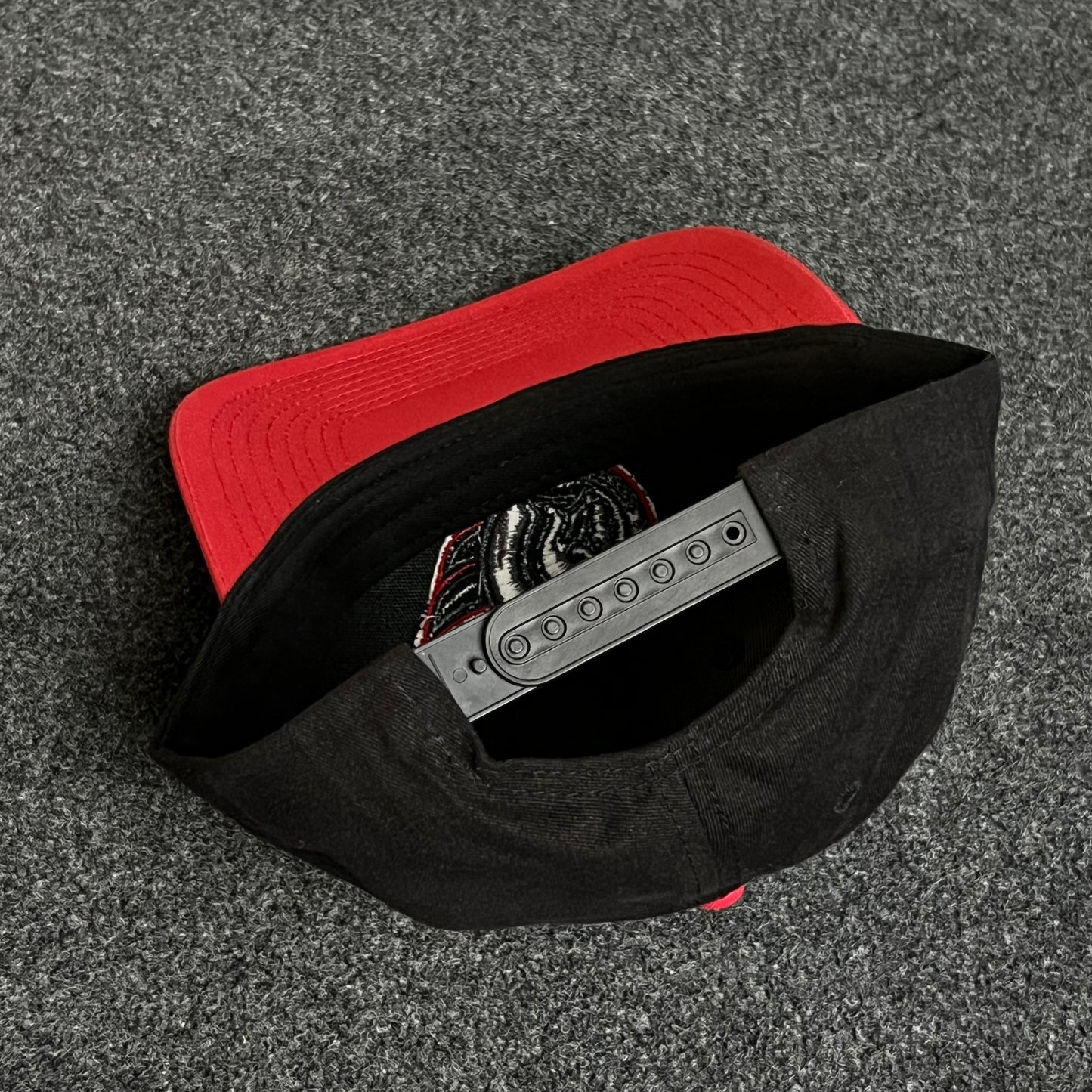 Ottawa Senators Black/Red Cap