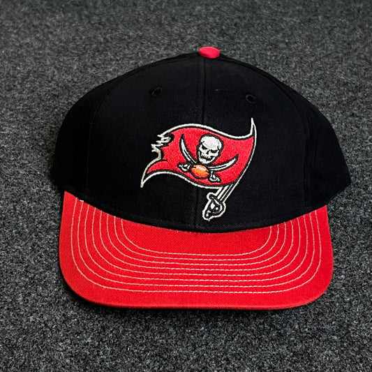Tampa Bay Buccaneers Black/Red Cap