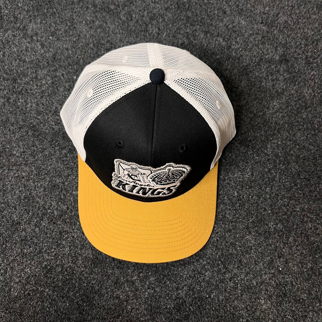 Los Angeles Kings trucker hat
