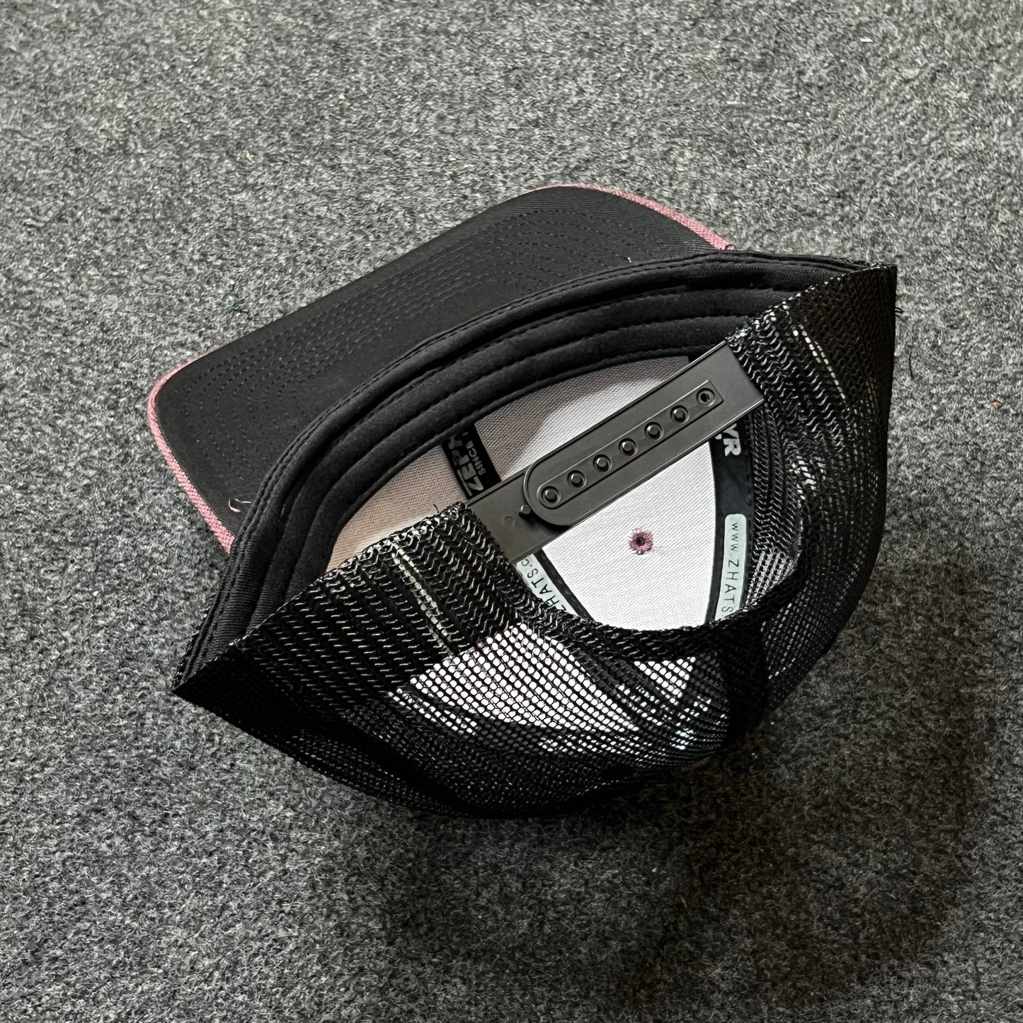 Maroon & Black Trucker Hat – Classic Mesh Snapback