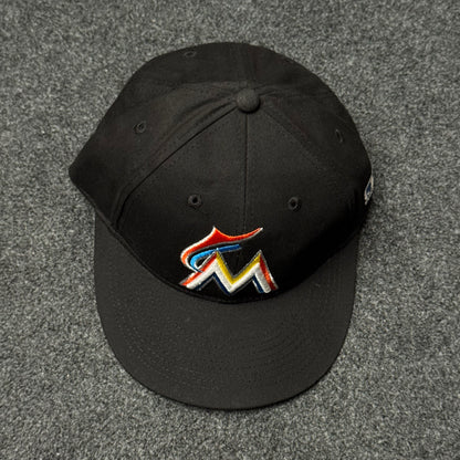 Miami Marlins MLB cap ( KIDS CAP AGE 6-18 )