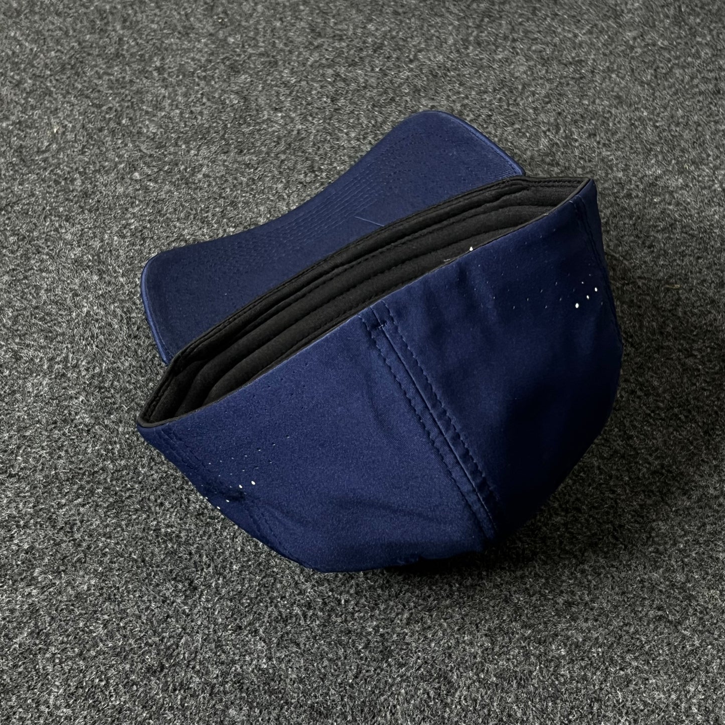 Capelli Sport Frozen Four Fitted Cap – Navy ( M size )