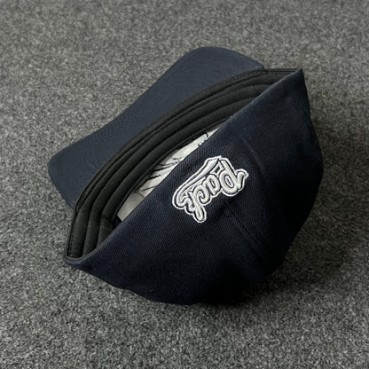 Capelli Sport Nevada Wolf Pack Fitted Cap – Navy ( M size )