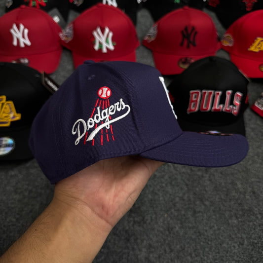 Los Angeles Dodgers Classic Logo Snapback Cap