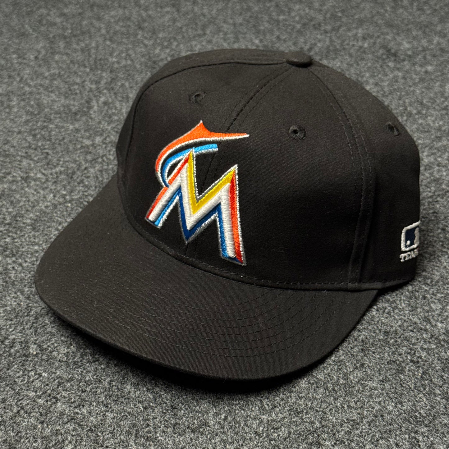 Miami Marlins MLB cap ( KIDS CAP AGE 6-18 )