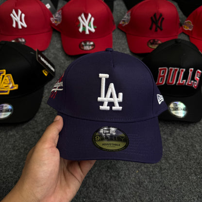 Los Angeles Dodgers Classic Logo Snapback Cap