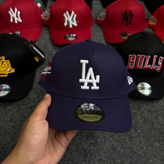 Los Angeles Dodgers Classic Logo Snapback Cap