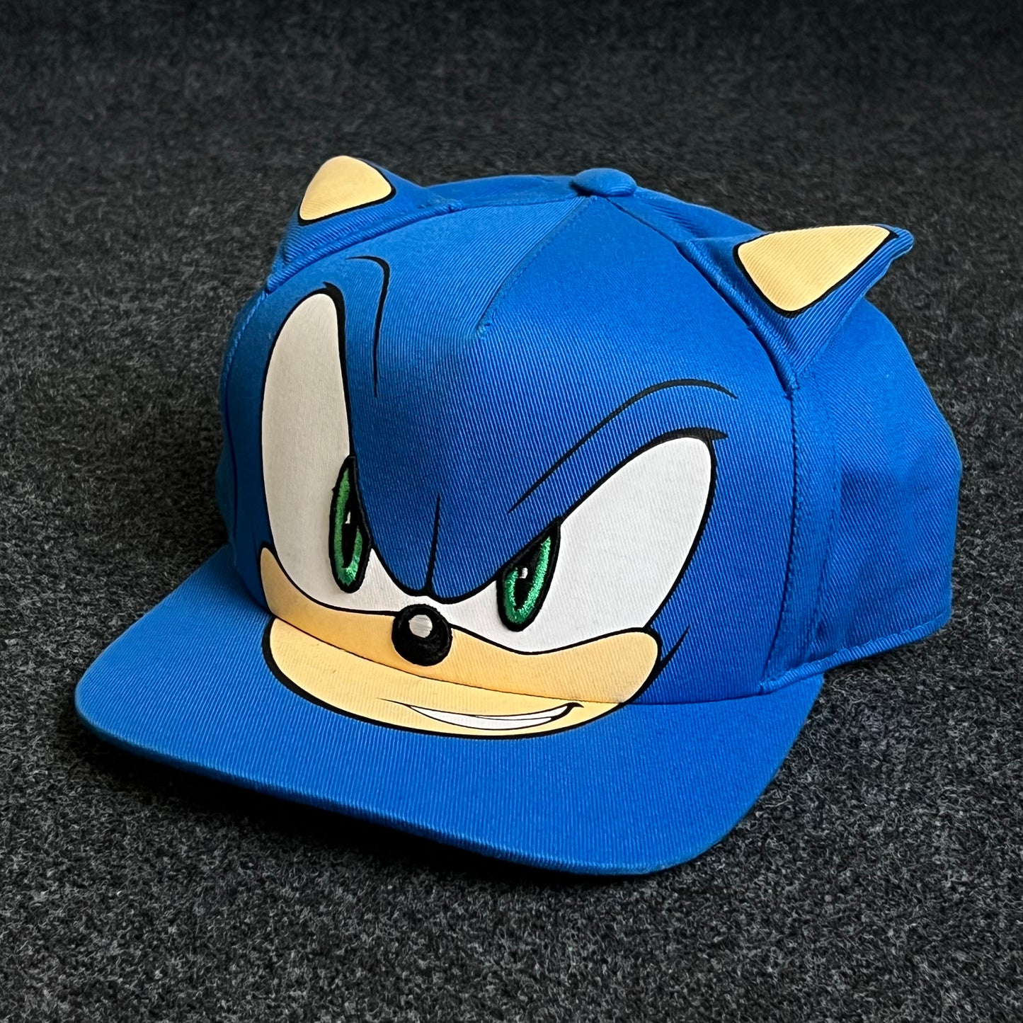 Teenage  Sonic the Hedgehog baseball cap  ( KIDS CAP AGE 6-18 )
