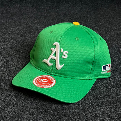 Teenage Oakland Athletics baseball cap   ( KIDS CAP AGE 6-18 )