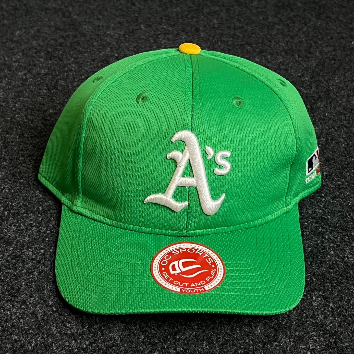 Teenage Oakland Athletics baseball cap   ( KIDS CAP AGE 6-18 )