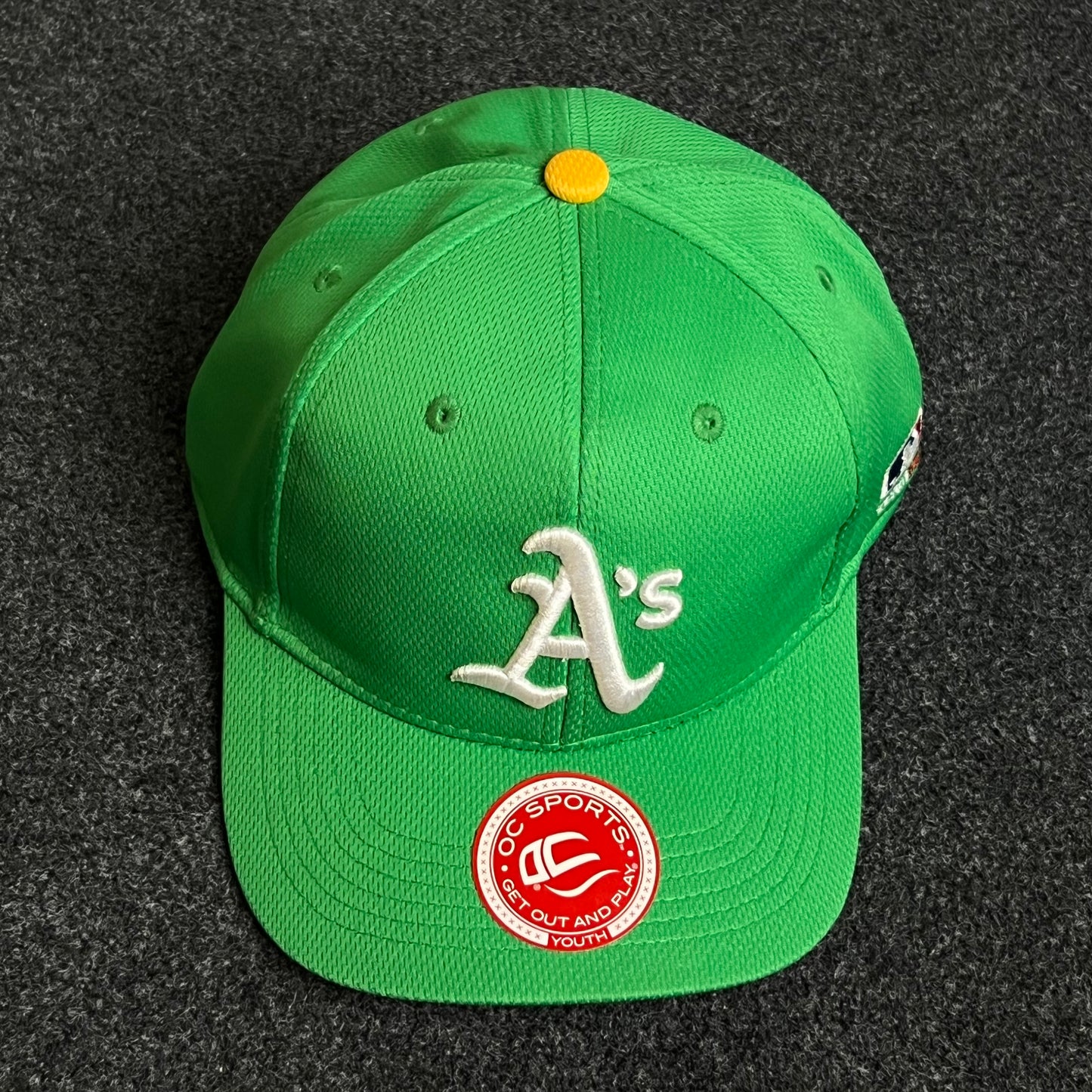 Teenage Oakland Athletics baseball cap   ( KIDS CAP AGE 6-18 )