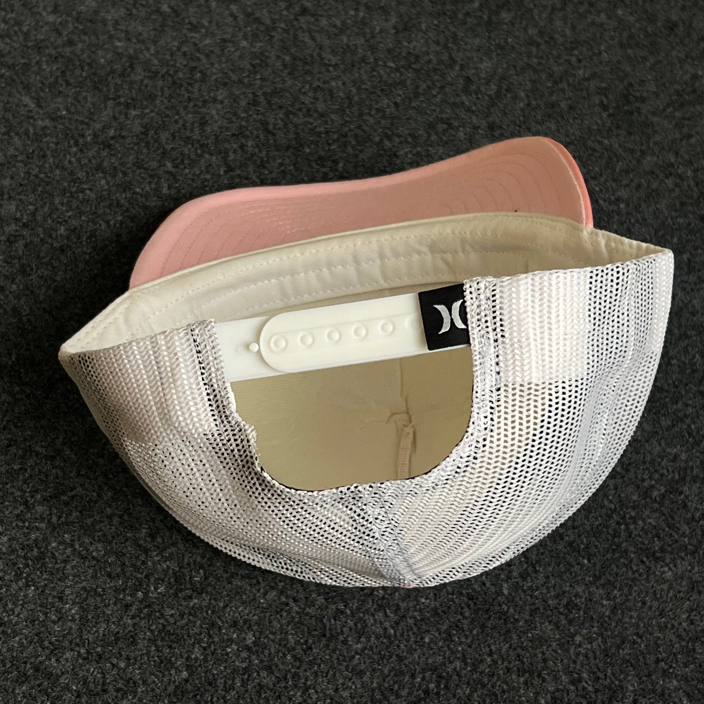 Hurley Icon "Rust Pink" Women's Trucker Hat