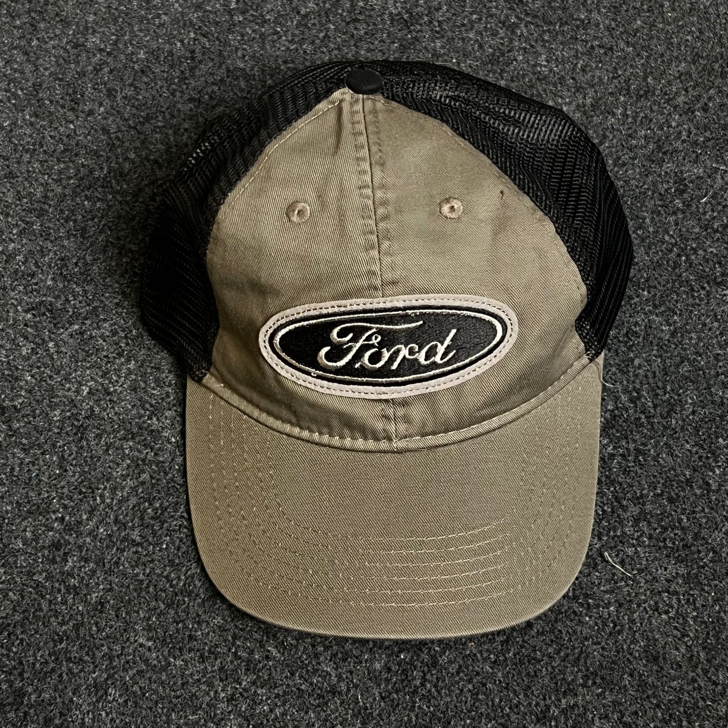 Ford oval logo trucker hat