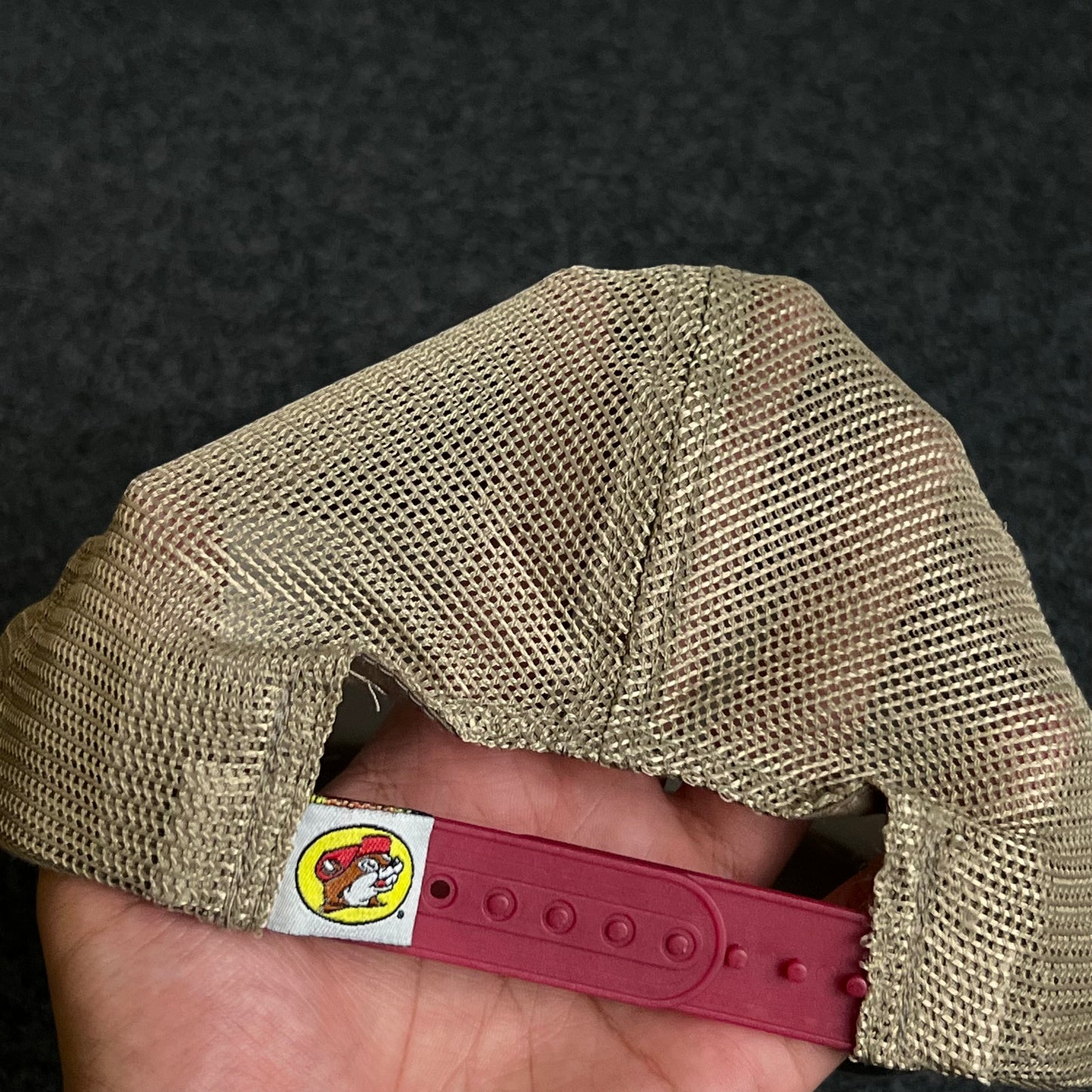 Buc-ee's trucker hat