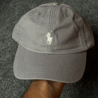 Polo Ralph Lauren Cap in  Light Grey/White