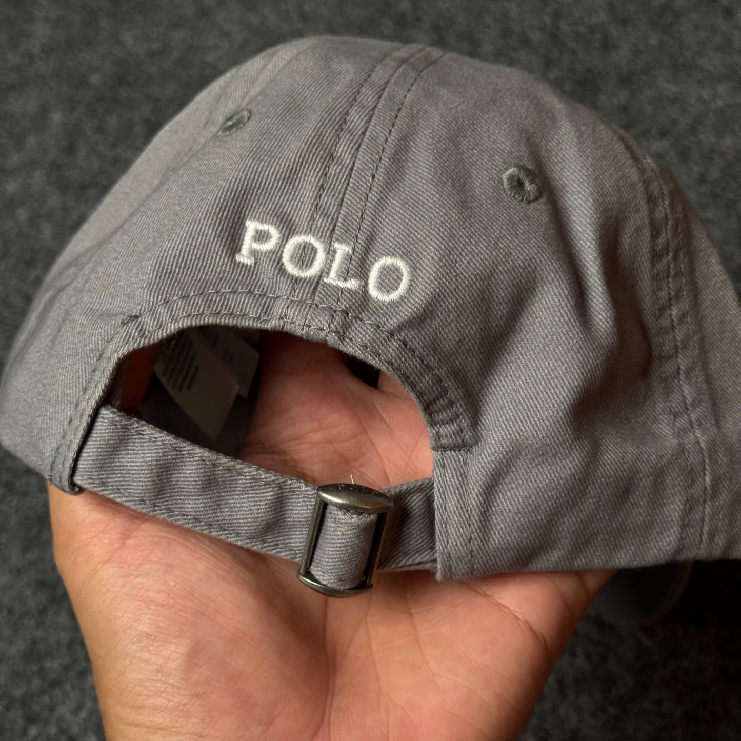 Polo Ralph Lauren Cap in  Light Grey/White