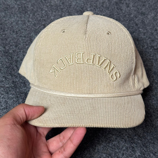 Tonal Upside-Down "SNAPBACK" Corduroy Rope Cap – Sand Beige