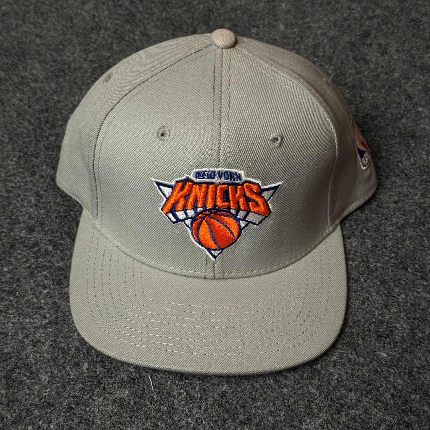 Mitchell & Ness NBA New York Knicks Flat Brim Cap