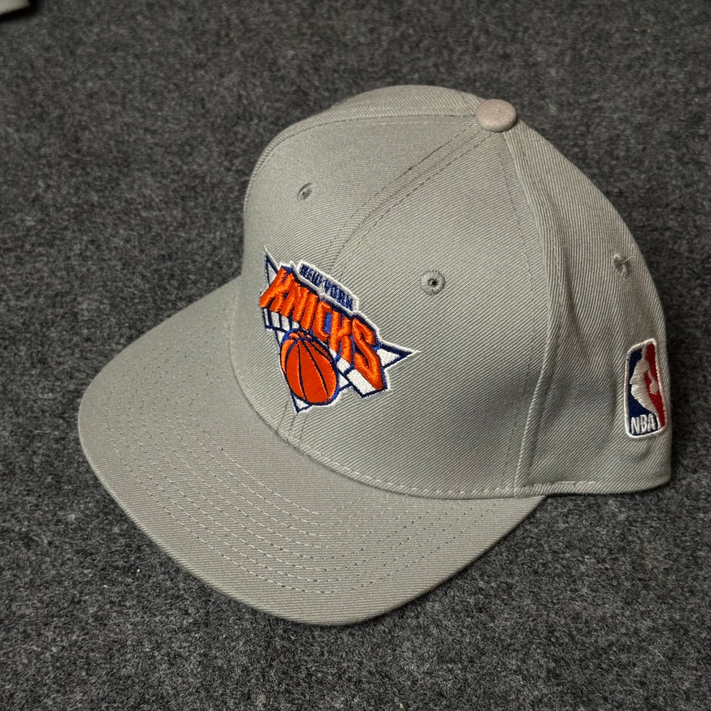 Mitchell & Ness NBA New York Knicks Flat Brim Cap