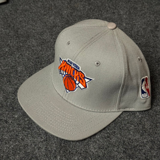 Mitchell & Ness NBA New York Knicks Flat Brim Cap
