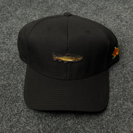 SQRTN Öring 120 Black Cap with Fish Rose