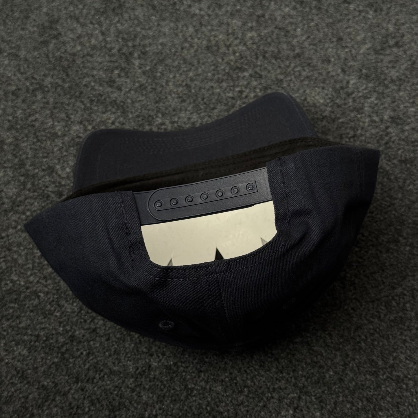 "Heute gibt's Makrele!"  embroidered mackerel fish graphic Baseball cap