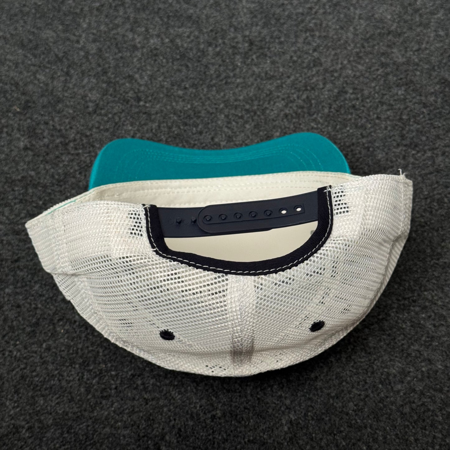 Aksels "Salida" Trucker Hat