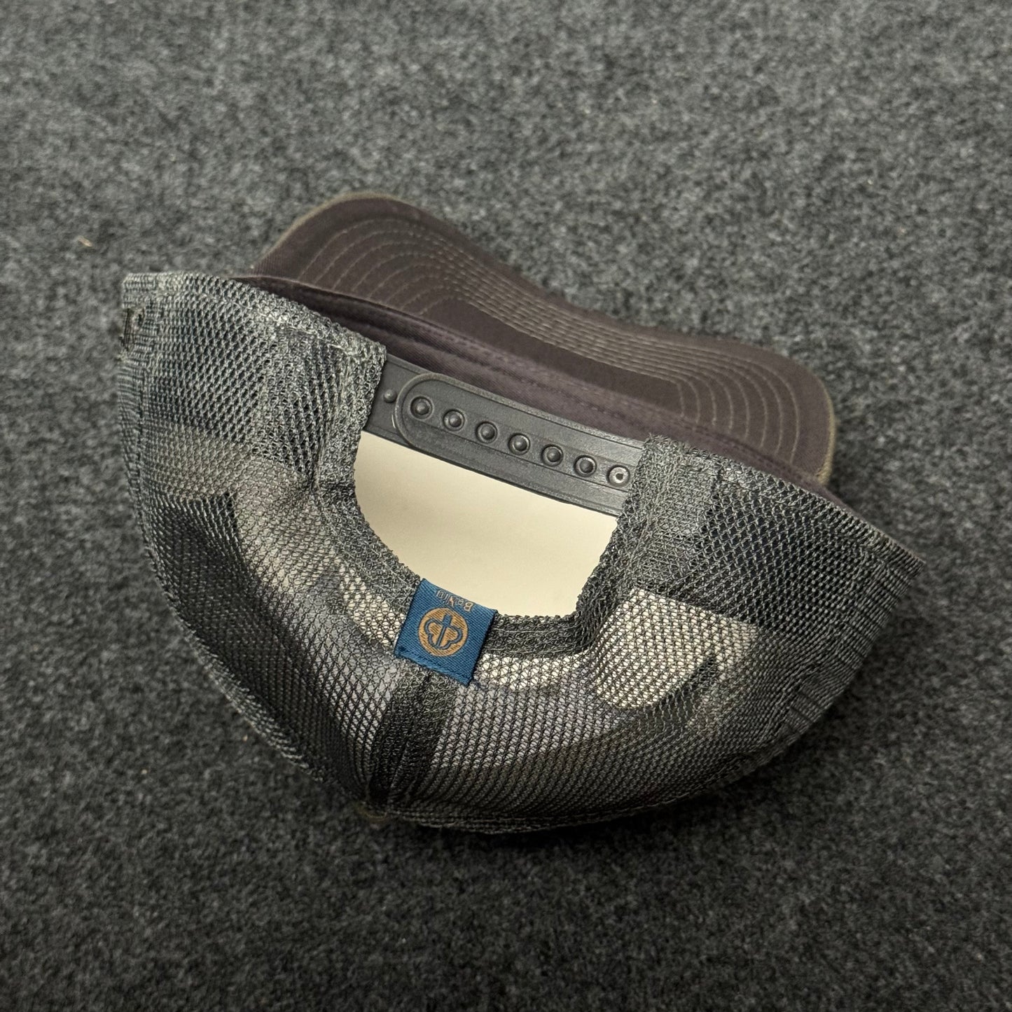 BENIU Urban Mesh Trucker Cap