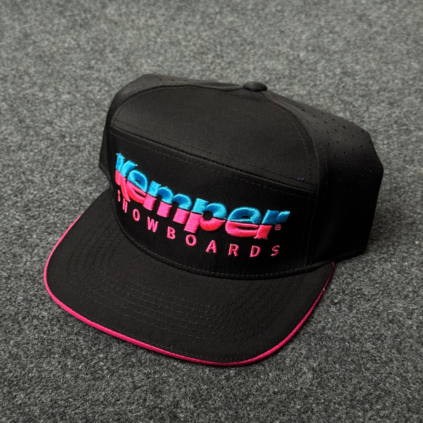 Kemper Snowboards Snapback Cap